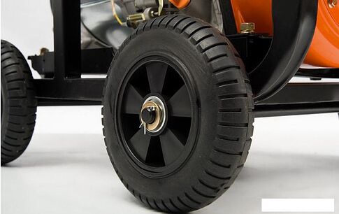 Дизельный генератор Daewoo Power DDAE 9000DXE-3