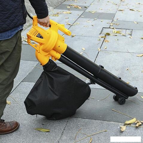 Колесная воздуходувка Deko DKBL3000W 083-2005