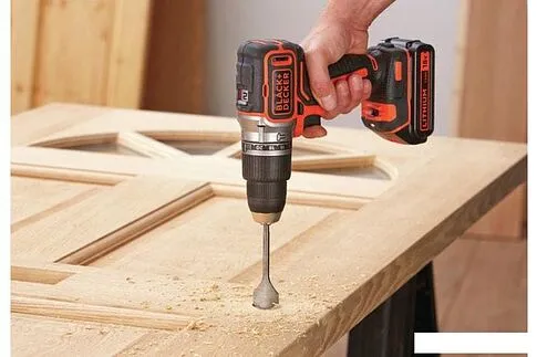 Ударная дрель-шуруповерт Black & Decker BL188N (без АКБ)