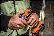 Дрель-шуруповерт AEG Powertools BS18SBL2-202C 4935480056 (с 2-мя АКБ, кейс)