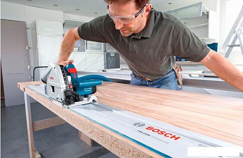 Дисковая пила Bosch GKT 55 GCE Professional [0601675000]