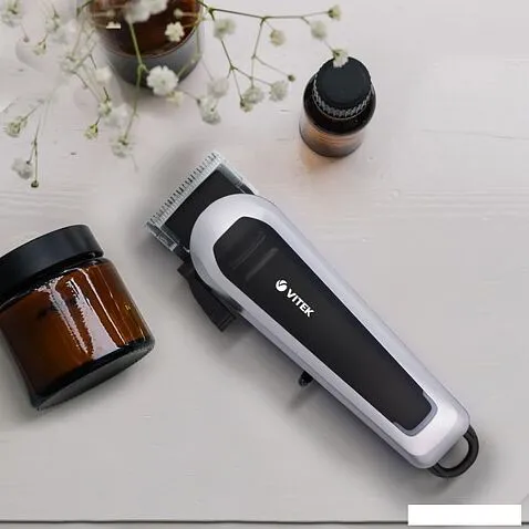 Машинка для стрижки волос Vitek VT-1369