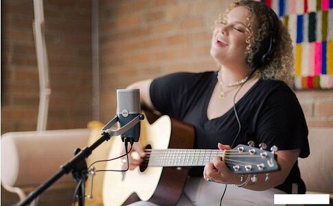 Микрофон AKG ARA