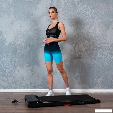 Электрическая беговая дорожка Carbon Fitness T170
