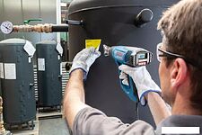 Промышленный фен Bosch GHG 23-66 Professional 06012A6303 (кейс) Промышленный фен Bosch GHG 23-66 Professional 06012A6303 (кейс)