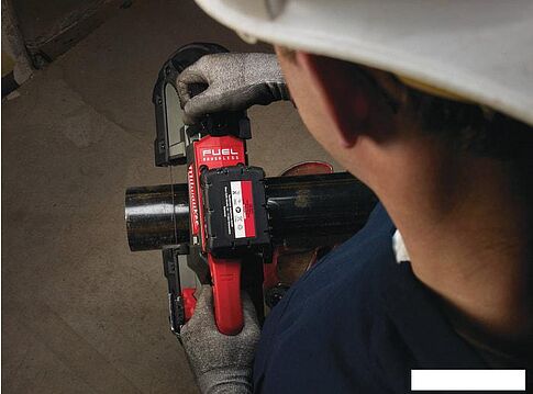 Ленточная пила Milwaukee M18 CBS125-0 4933447150 (без АКБ)