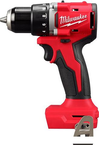 Дрель-шуруповерт Milwaukee M18 M18BLDDRC-402C 4933492834 (с 2-мя АКБ 4 Ач, кейс)