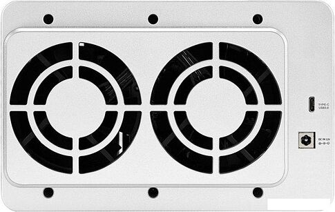 Сетевой накопитель TerraMaster D5-300