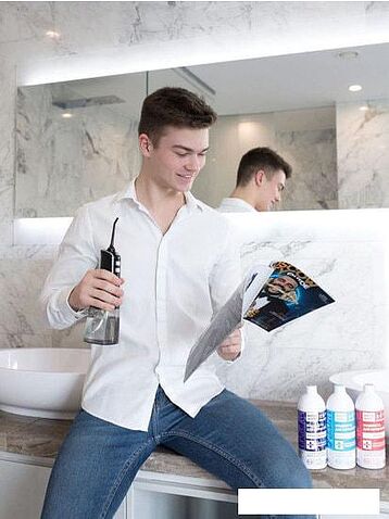 Ирригатор  Waterdent Smart Flosser V300 + жидкость для ирригатора антибактериальный комплекс 100 мл