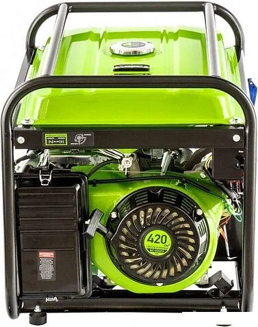 Бензиновый генератор СибрТех БС-8000Э