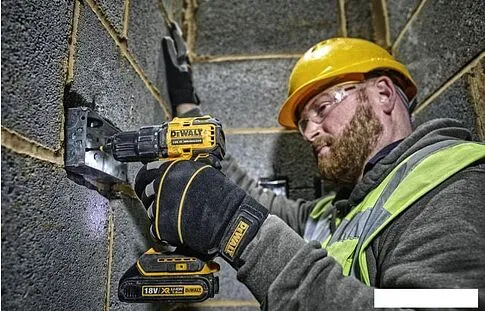 Дрель-шуруповерт DeWalt DCD708N-XJ (без АКБ)