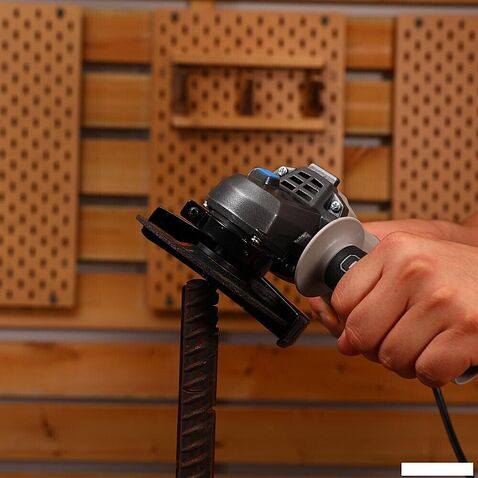 Угловая шлифмашина Deko AGDK-1000W PRO 084-1076