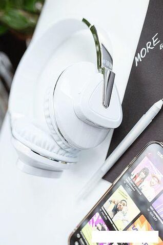 Наушники More Choice HW33 (белый)