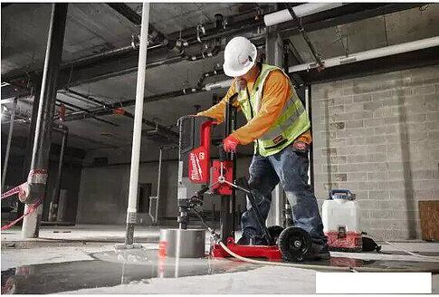 Дрель алмазного сверления Milwaukee DCD350 KIT-122 4933493143