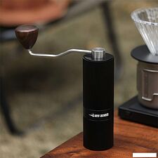 Ручная кофемолка MHW-3BOMBER Racing M1-Manual Coffee Grinder G5897B Ручная кофемолка MHW-3BOMBER Racing M1-Manual Coffee Grinder G5897B