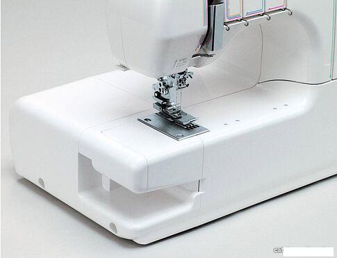 Оверлок Janome Cover Pro 7