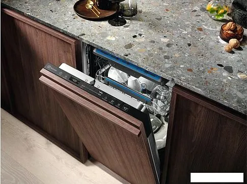 Встраиваемая посудомоечная машина Electrolux KEMC3211L