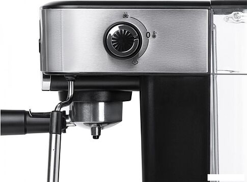 Рожковая кофеварка BBK BCM1500