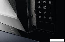 Микроволновая печь Electrolux EMS4253TMK