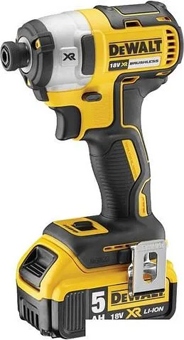 DeWalt DCK276P2 (шуруповерт, гайковерт, 2 АКБ, кейс)