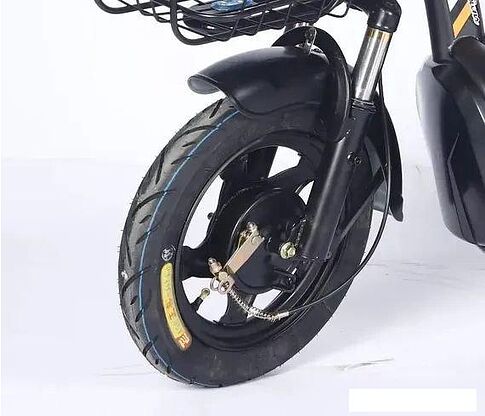 Электроскутер AVM Delta Pro (черный)