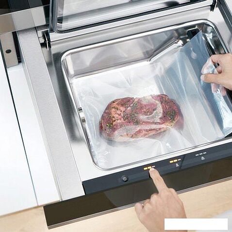 Вакуумный упаковщик Miele EVS 7010 OBSW