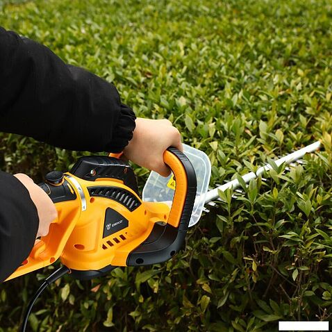 Кусторез Deko DKBC950 085-2041