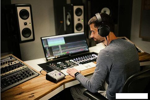 Наушники Beyerdynamic DT 900 Pro X