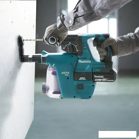 Перфоратор Makita DHR242RT (с 1-им АКБ, кейс)