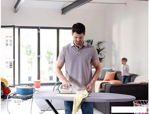 Утюг Braun IS2143 BL