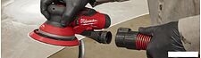 Эксцентриковая шлифмашина Milwaukee M12FROS5-0 4933493650 (без АКБ)
