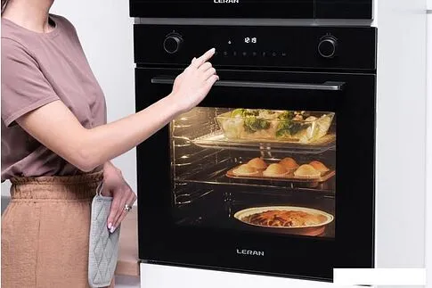 Электрический духовой шкаф Leran EOE 6785 BG