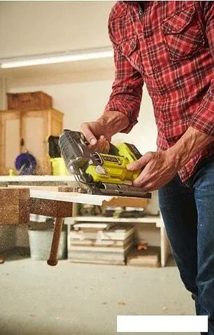 Электролобзик Ryobi R18JS7-0 (без АКБ)