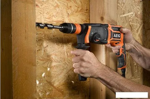 Перфоратор AEG KH 24IXE [4935451553]