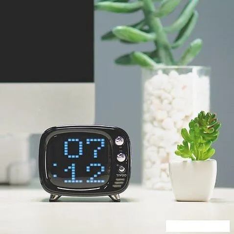 Беспроводная колонка Divoom Tivoo (красный)