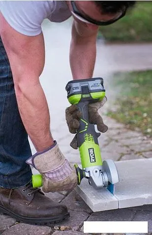Угловая шлифмашина Ryobi R18AG-0