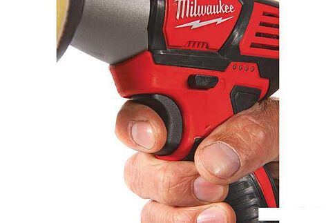 Полировальная машина Milwaukee M12 BPS-0 4933447791 (без АКБ)