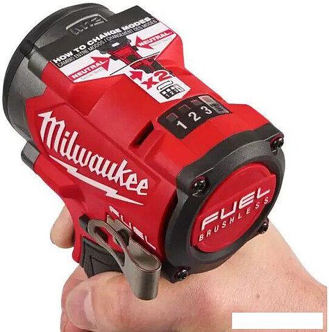Гайковерт Milwaukee M12 FCIWF38G3-502X Fuel 4933493452 (с 2-мя АКБ, кейс)