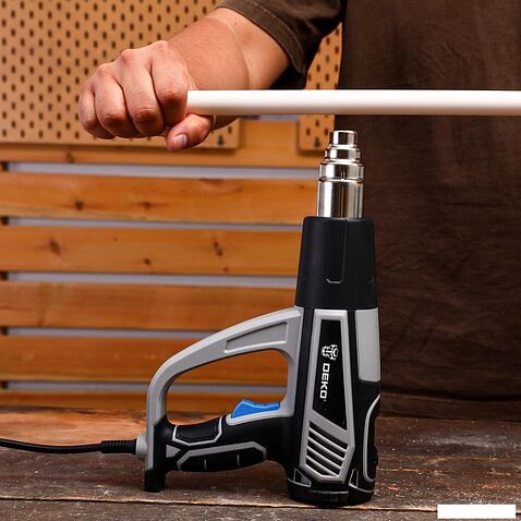 Промышленный фен Deko HG2450 085-1130 (кейс)