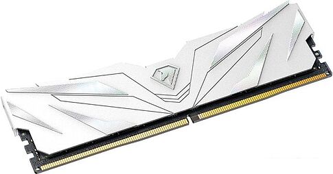 Оперативная память Netac Shadow II White 8ГБ DDR4 3200МГц NTSWD4P32SP-08W