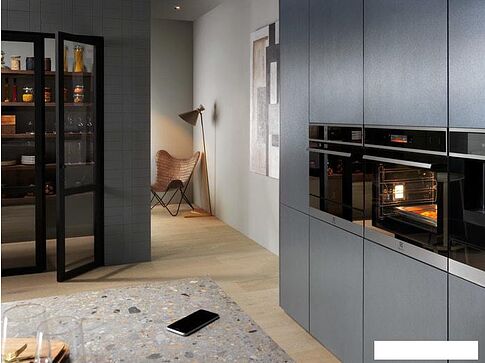 Электрический духовой шкаф Electrolux EOB9S31WX