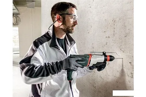 Перфоратор Metabo KHE 2860 Quick