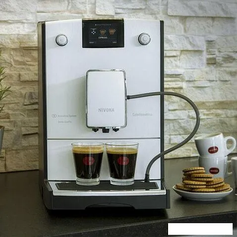Эспрессо кофемашина Nivona CafeRomatica 779