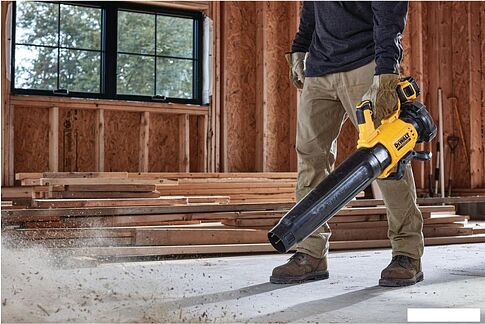 Ручная воздуходувка DeWalt DCMBL562N-XJ (без АКБ)