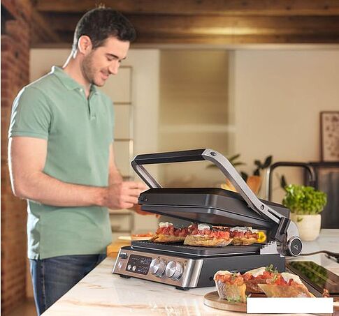 Электрогриль Braun MultiGrill 7 CG7040