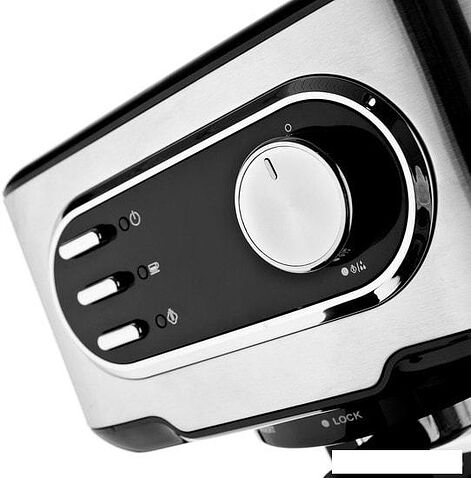 Рожковая помповая кофеварка Brayer BR1104