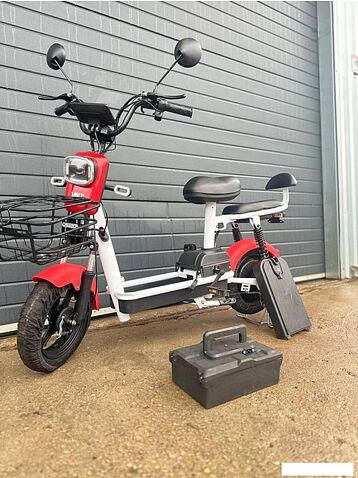 Электроскутер VOLT City JY4 (красный)