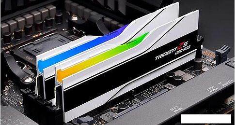 Оперативная память G.Skill Trident Z5 Neo RGB 2x32ГБ DDR5 6000МГц F5-6000J3036G32GX2-TZ5NRW