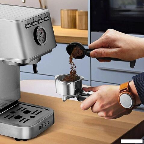 Рожковая кофеварка Kitfort KT-7254