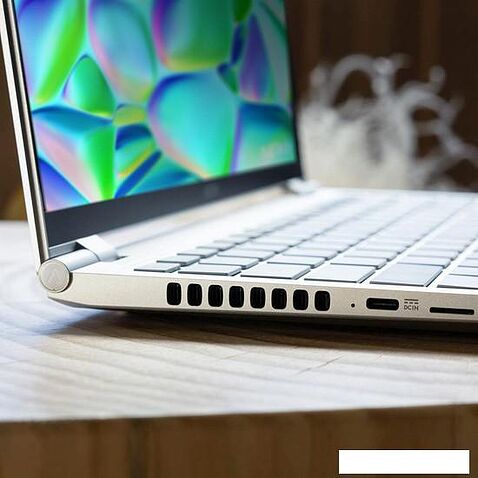 Игровой ноутбук Gigabyte Aero 14 OLED BMF-72KZBB4SD